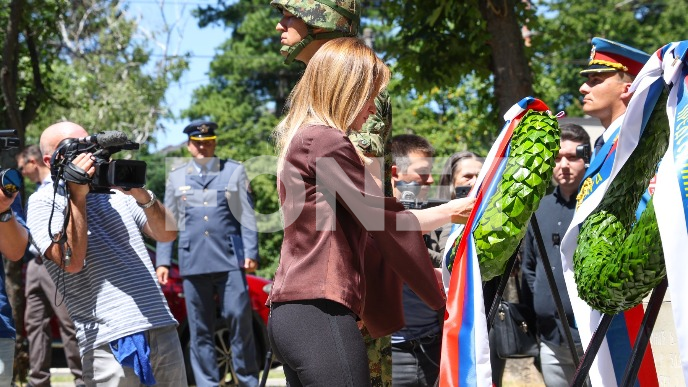 Srbija neće zaboraviti žrtvu